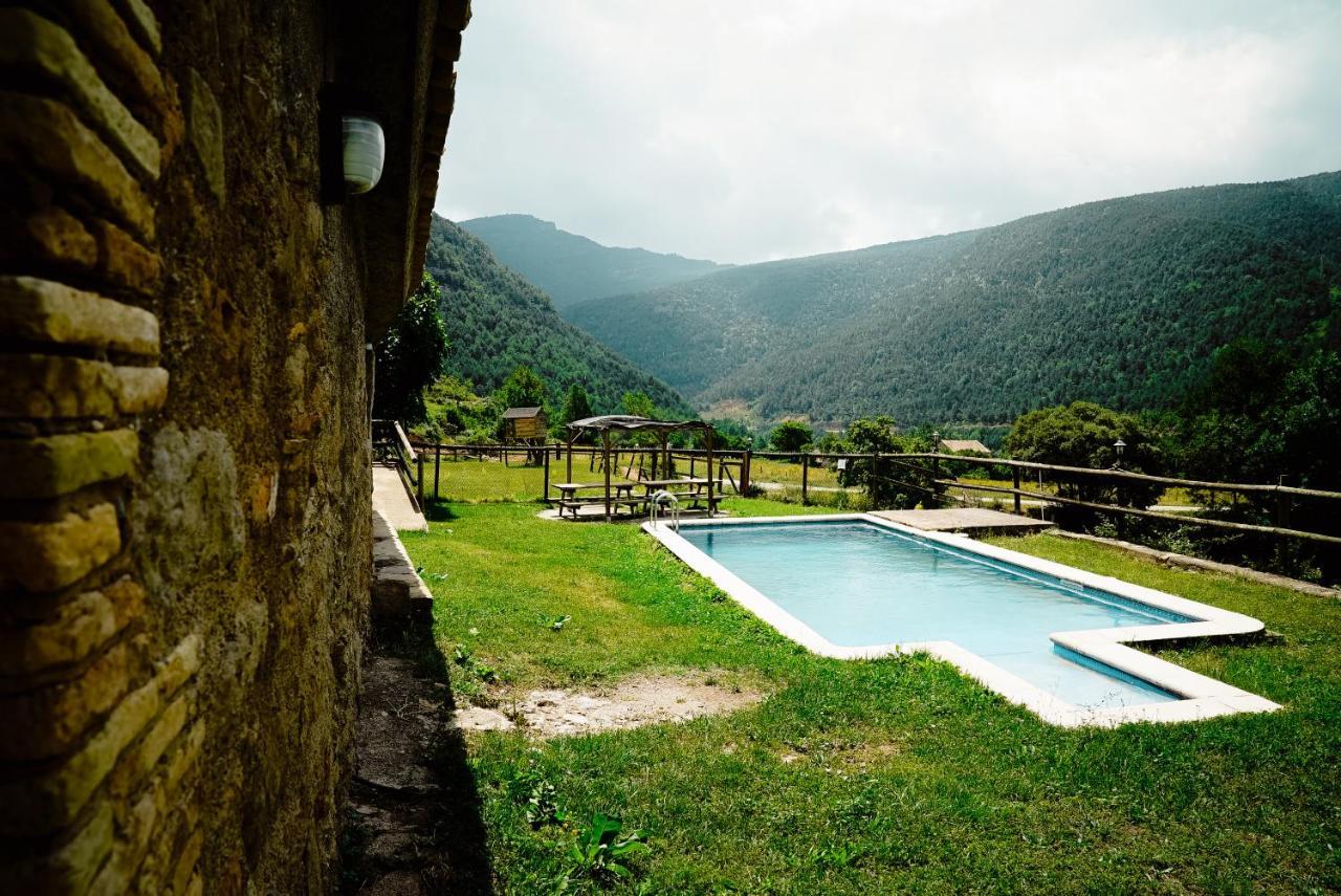 Cases Altes De Posada Navés Buitenkant foto