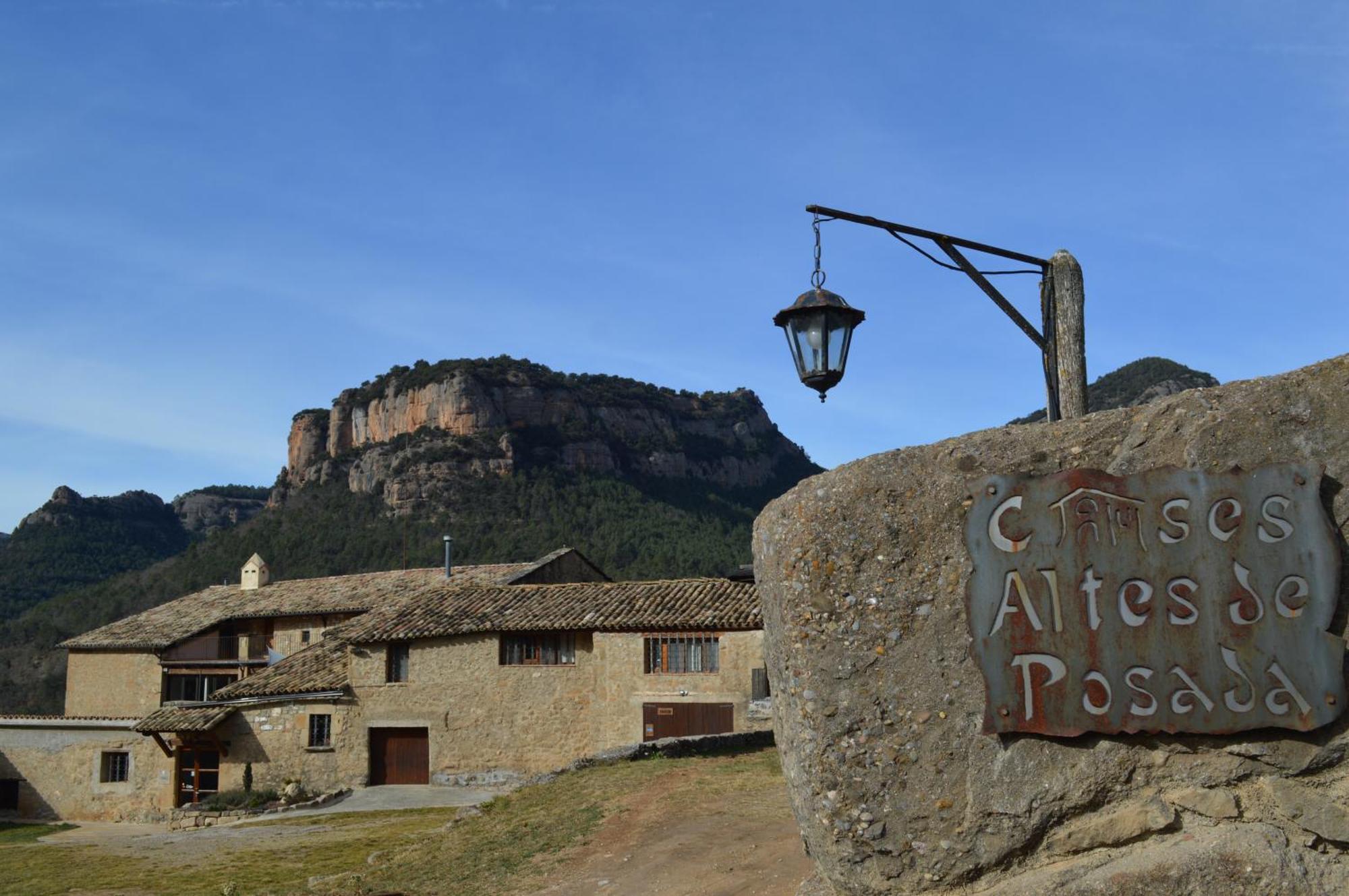 Cases Altes De Posada Navés Buitenkant foto